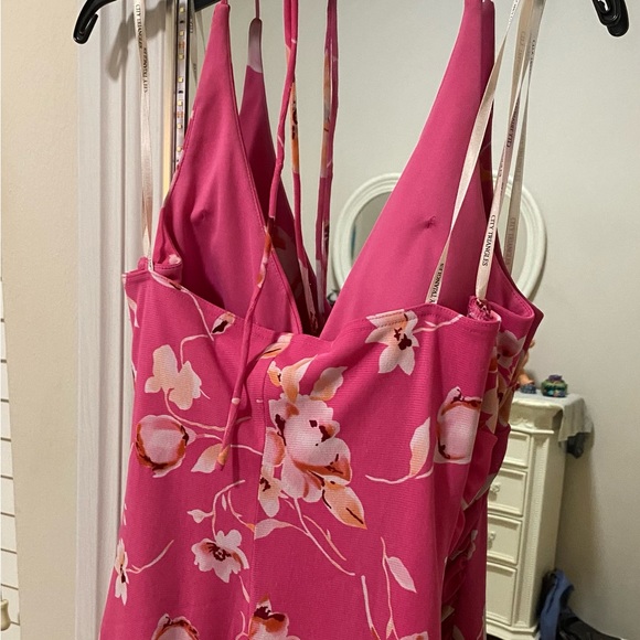 CITY TRIANGLES pink floral halter summer dress - Picture 2 of 5